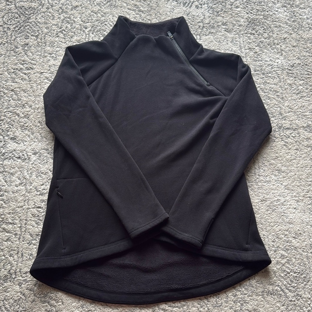 Athleta black tulip hem sweatshirt